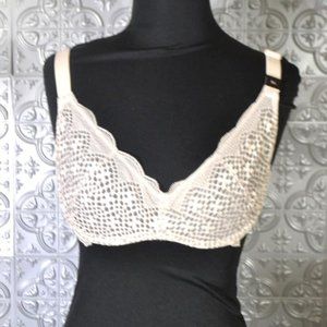 Victoria's Secret Cream Lace Bra